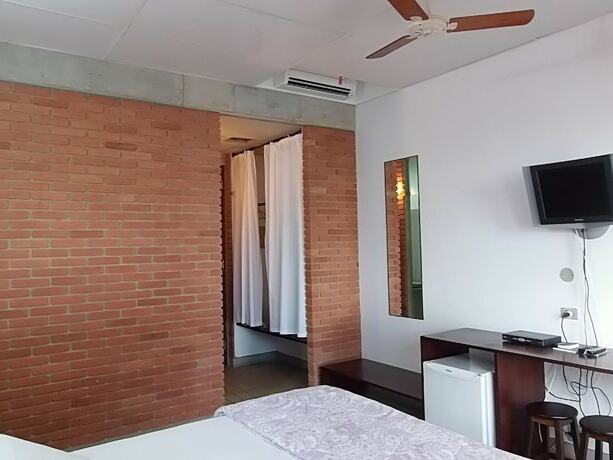 Imagen general del Hotel Mira Mar&eacute; Praia. Foto 11