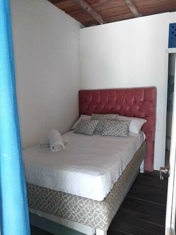 Imagen de la habitación del Hotel Mira Mira Beach. Foto 16