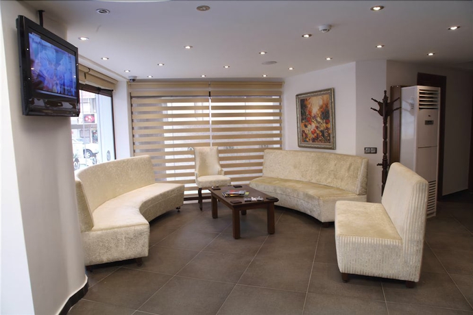 Imagen de los interiores del Hotel Mira Otel Alsancak. Foto 17