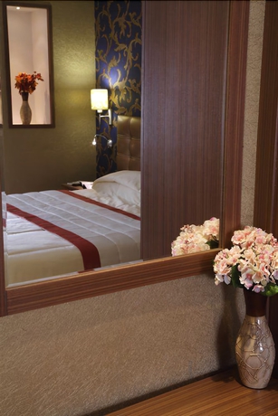 Imagen de la habitación del Hotel Mira Otel Alsancak. Foto 11