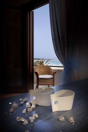 Imagen del bar/restaurante del Hotel Mira Spiaggia. Foto 3