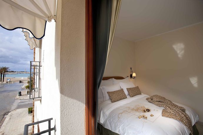 Imagen de los interiores del Hotel Mira Spiaggia. Foto 14