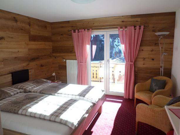 Imagen de la habitación del Hotel Mira, Tujetsch. Foto 4