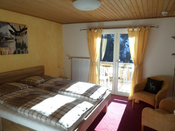 Imagen de la habitación del Hotel Mira, Tujetsch. Foto 5