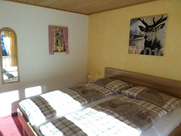 Imagen de la habitación del Hotel Mira, Tujetsch. Foto 9