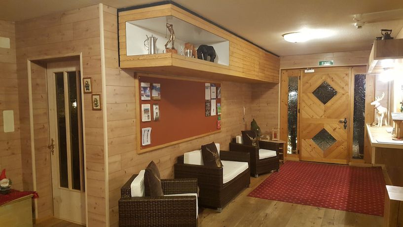 Imagen del bar/restaurante del Hotel Mira, Tujetsch. Foto 3