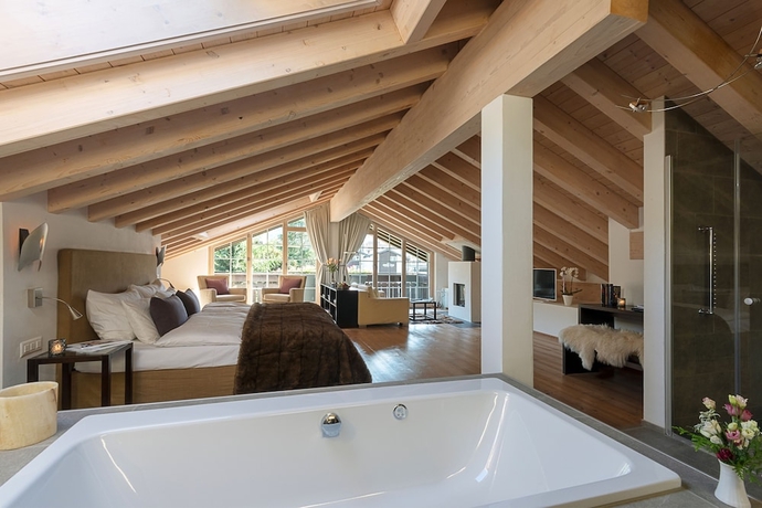 Imagen de la habitación del Hotel Mirabeau Alpine. Foto 4