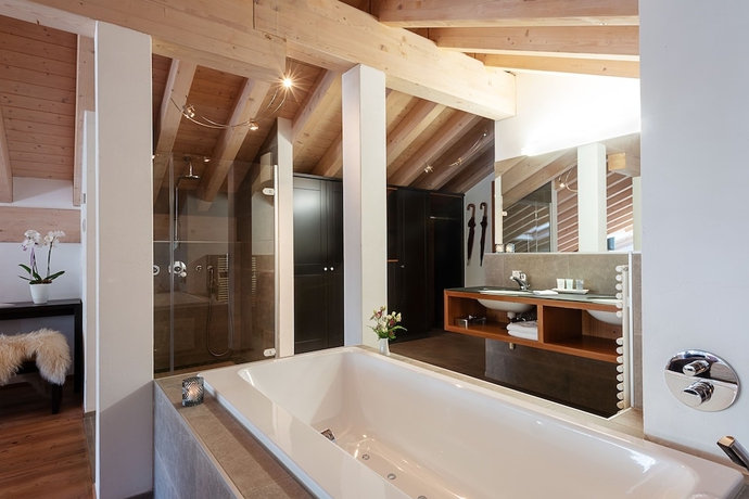 Imagen de la habitación del Hotel Mirabeau Alpine. Foto 5
