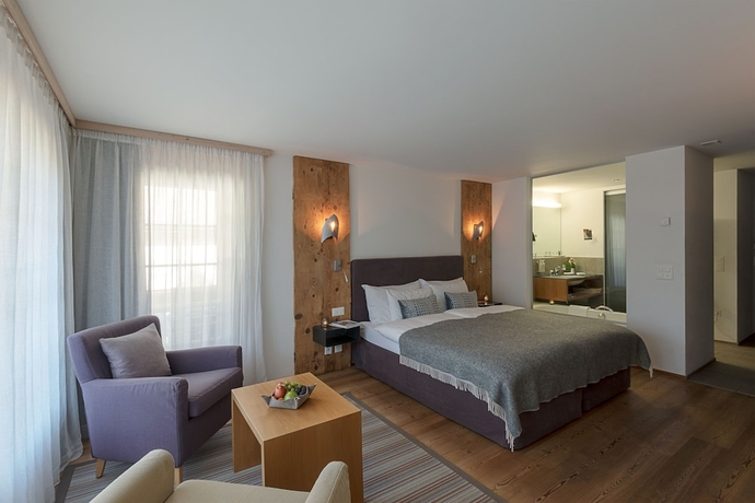 Imagen de la habitación del Hotel Mirabeau Alpine. Foto 10