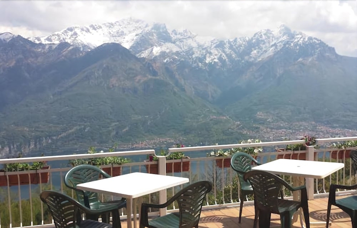 Imagen de los exteriores del Hotel Mirabeau, Bellagio. Foto 10