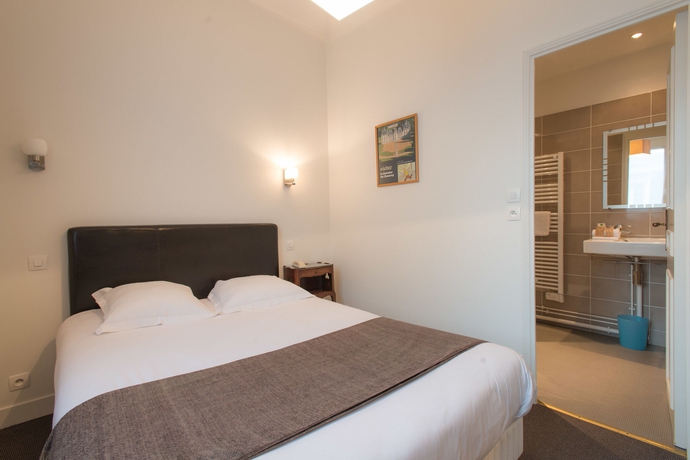 Imagen de la habitación del Hotel Mirabeau, Tours. Foto 8