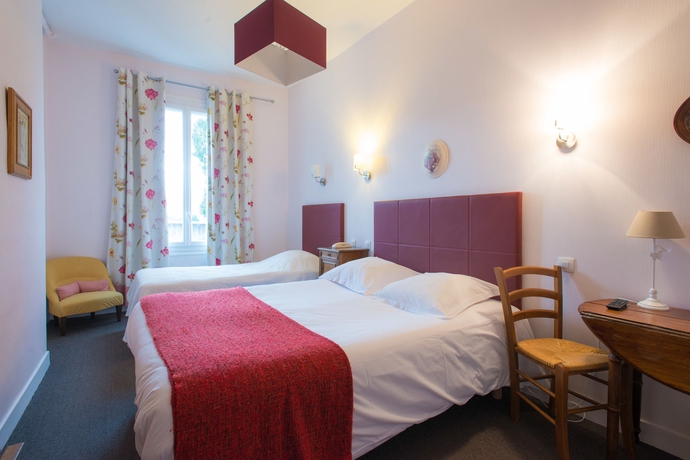 Imagen de la habitación del Hotel Mirabeau, Tours. Foto 11