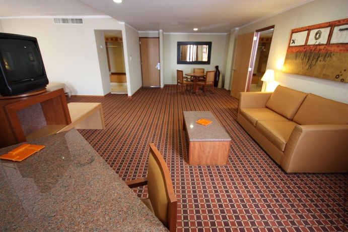 Imagen de los interiores del Hotel Mirabel. Foto 14