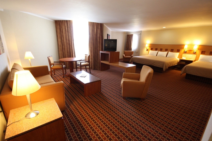 Imagen de la habitación del Hotel Mirabel. Foto 13