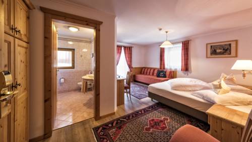 Imagen de la habitación del Hotel Mirabel, San Vigilio. Foto 10