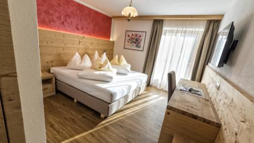 Imagen de la habitación del Hotel Mirabel, San Vigilio. Foto 11