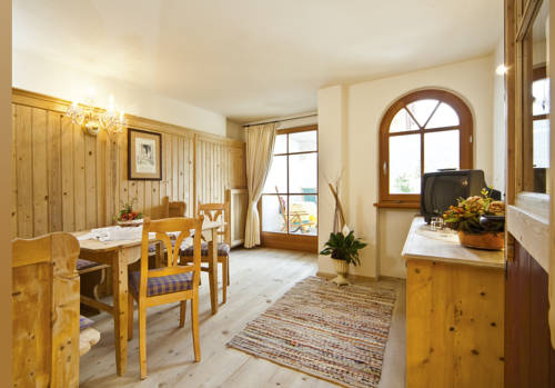 Imagen de la habitación del Hotel Mirabell Dolomiten Wellness Residenz. Foto 16