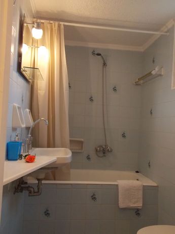 Imagen de la habitación del Hotel Mirabella Apartments. Foto 10