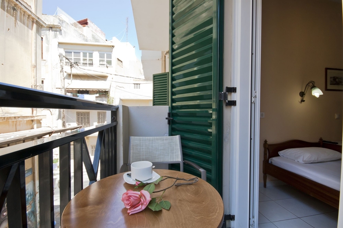 Imagen de la habitación del Hotel Mirabello, Heraklion. Foto 8