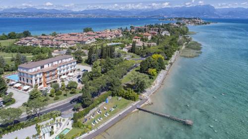 Imagen de la habitación del Hotel Mirabello, Sirmione. Foto 8