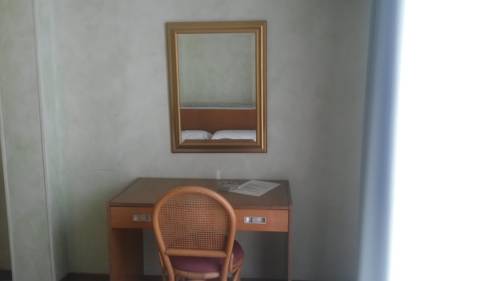 Imagen de la habitación del Hotel Mirabello, Sirmione. Foto 14