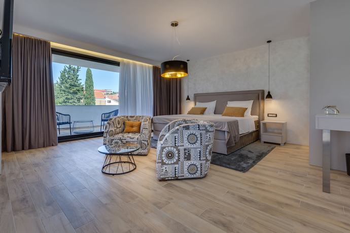 Imagen de la habitación del Hotel Mirabilis Residence. Foto 12