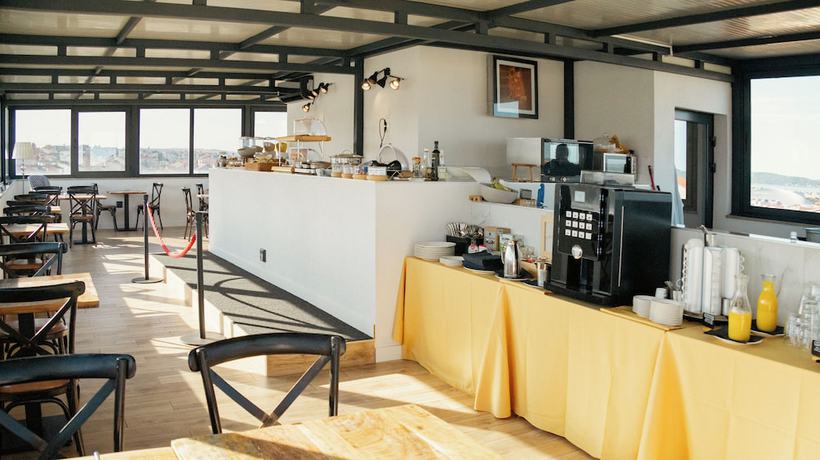 Imagen del bar/restaurante del Hotel Mirabilis Residence. Foto 3