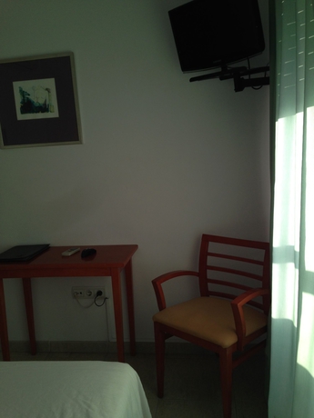 Imagen de la habitación del Hotel Mirablau. Foto 3