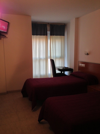 Imagen de la habitación del Hotel Mirablau. Foto 11