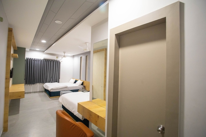 Imagen de la habitación del Hotel Miracle. Foto 12