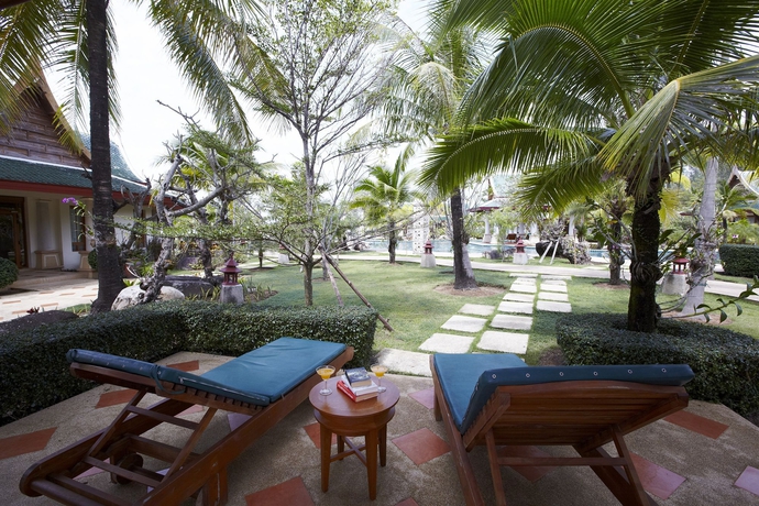 Imagen de los exteriores del Hotel Miracle Island Resort. Foto 8