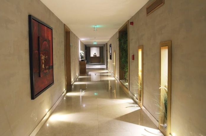 Imagen de los interiores del Hotel Miracle Istanbul Asia Airport Hotel and Spa. Foto 12