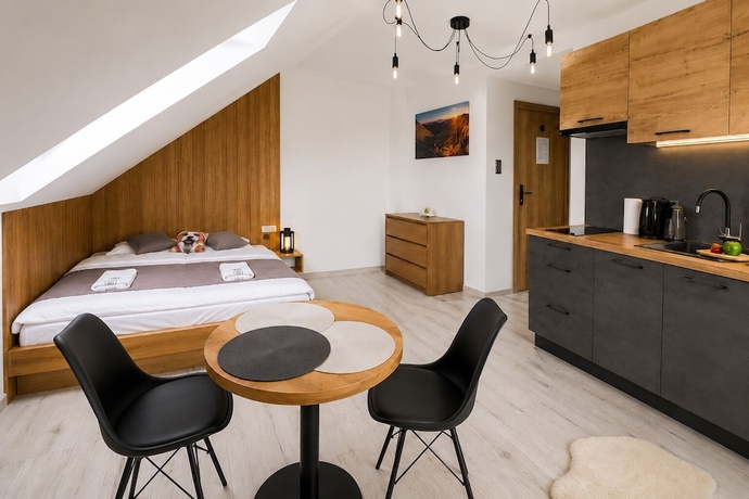 Imagen de la habitación del Hotel Miracle Seasons. Foto 2