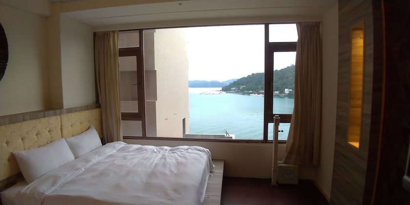 Imagen de la habitación del Hotel Miracolo View. Foto 14