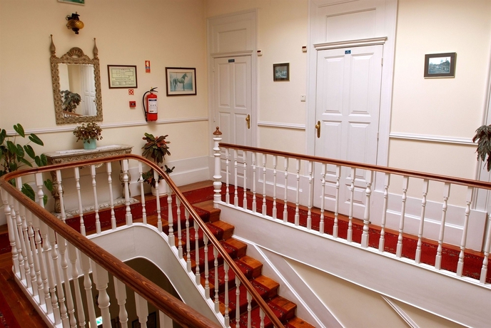 Imagen de los interiores del Hotel Miradaire Porto. Foto 8