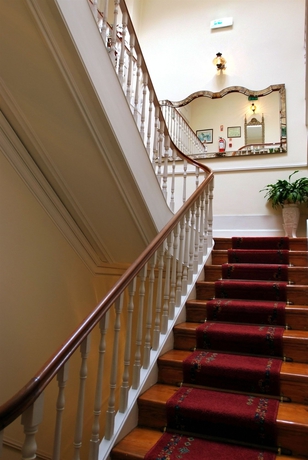 Imagen de los interiores del Hotel Miradaire Porto. Foto 9