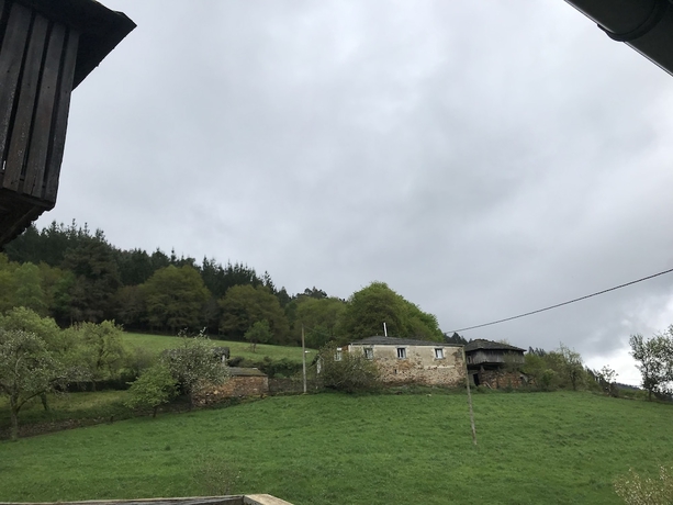 Imagen de la habitación del Hotel Mirador De Barcia. Foto 14