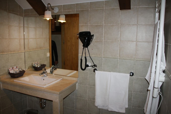 Imagen de la habitación del Hotel Mirador De Barcia. Foto 19