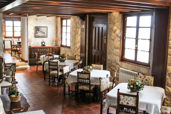 Imagen del bar/restaurante del Hotel Mirador De Moriyón. Foto 1