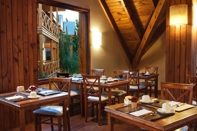 Imagen del bar/restaurante del Hotel Mirador Del Lago. Foto 4