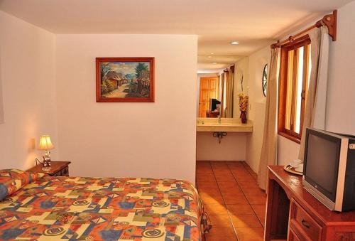 Imagen de la habitación del Hotel Mirador Del Lago, P&aacute;tzcuaro. Foto 7