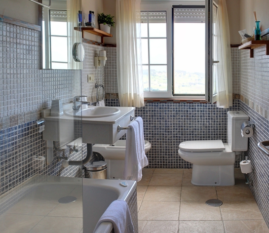 Imagen de la habitación del Hotel Mirador Del Sella. Foto 14