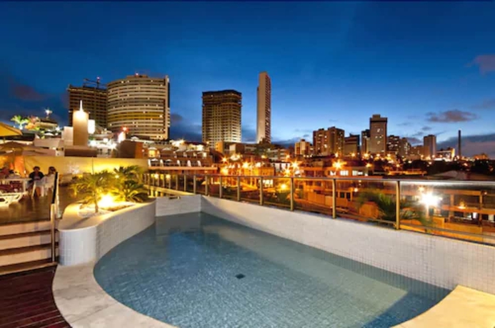 Imagen de la piscina del Hotel Mirador Praia. Foto 15