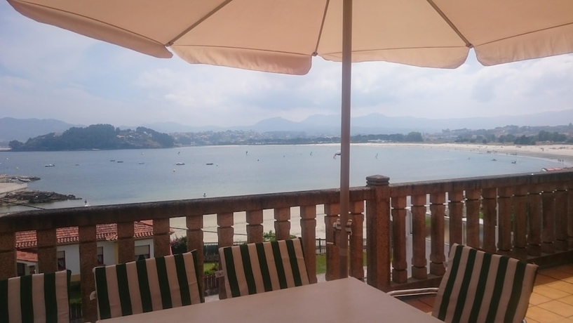 Imagen de la habitación del Hotel Mirador Ria De Bayona. Foto 2