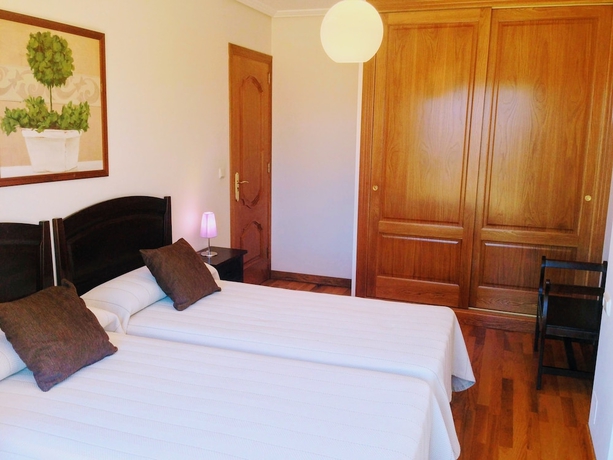 Imagen de la habitación del Hotel Mirador Ria De Bayona. Foto 8