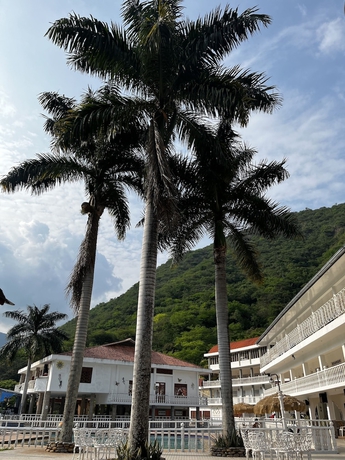 Imagen de la habitación del Hotel Mirador de la Monta&ntilde;a. Foto 16