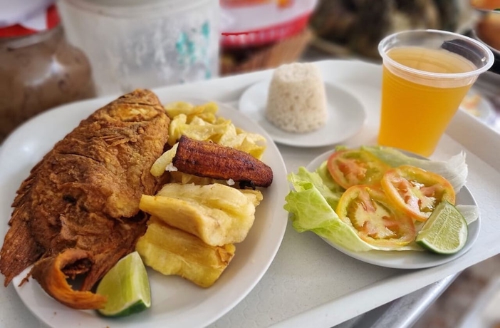 Imagen del bar/restaurante del Hotel Mirador de la Monta&ntilde;a. Foto 6