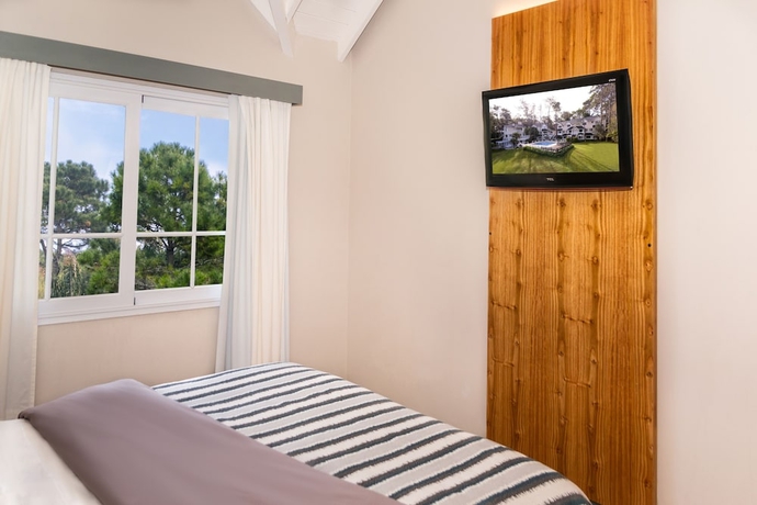 Imagen de la habitación del Hotel Miradores Del Bosque. Foto 5