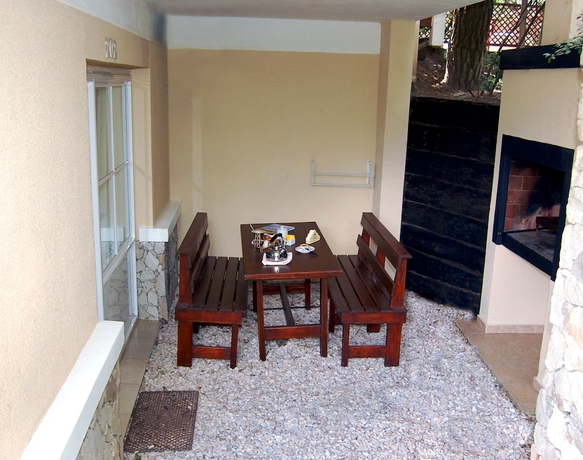 Imagen de la habitación del Hotel Miradores Del Bosque. Foto 7