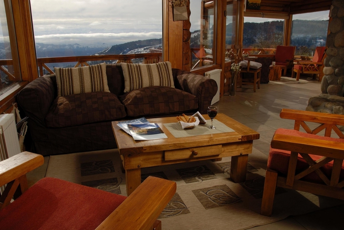 Imagen de los interiores del Hotel Miradores Del Lanin. Foto 19